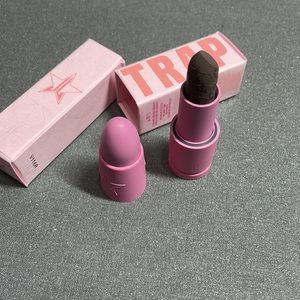 Jeffree Star Cosmetics Velvet Trap Lipstick- Grave Digger